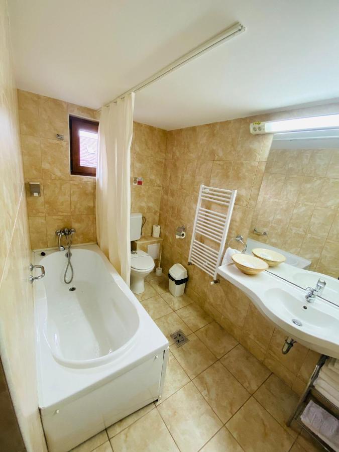 Hotel Hanul Fullton